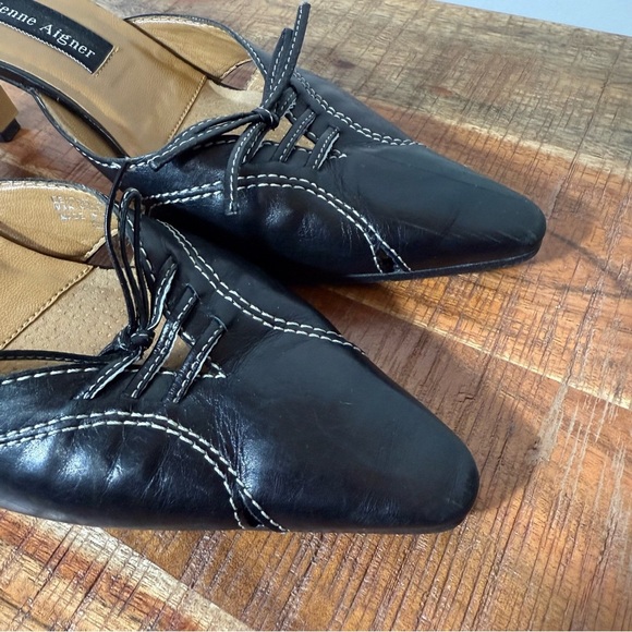 Vintage Etienne Aigner Black Heeled Mules with Timeless Elegance, Size 8 - Picture 2 of 10